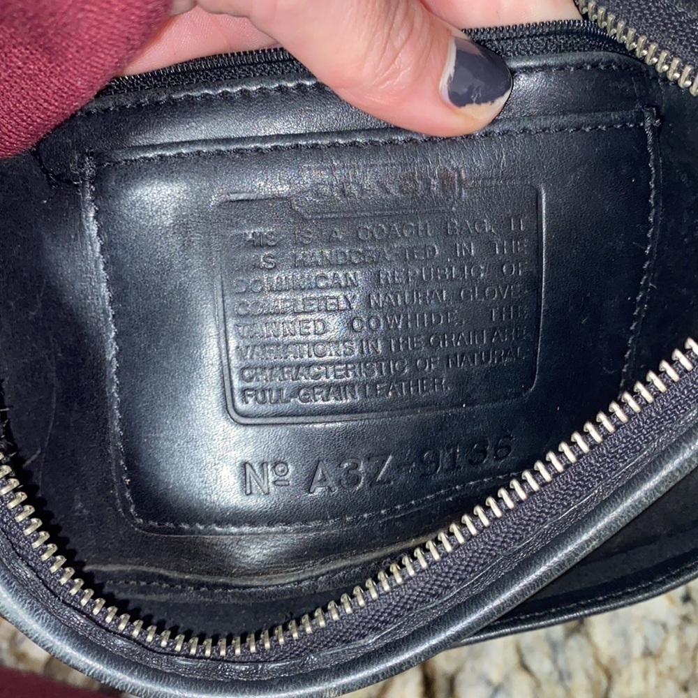 Vintage Coach Legacy Shoulder Bag (#9136) - Picture 8 of 8